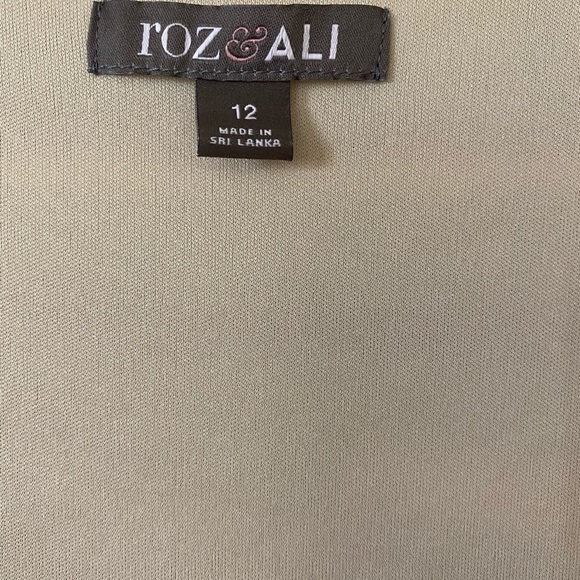 Island Palm Dress - Picture 6 of 7